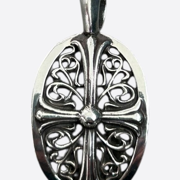 Chrome Hearts Silver Oval Cross Pendant